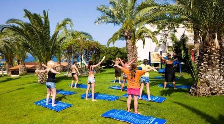 Fantasia De Luxe Hotel  5*