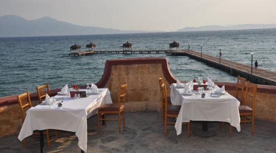 Fantasia De Luxe Hotel  5*