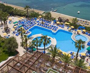 Fantasia De Luxe Hotel  5*