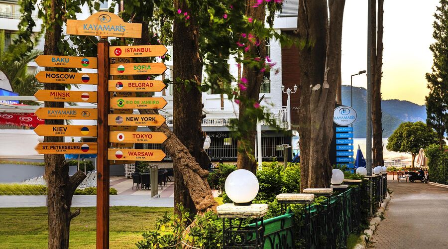 Kayamaris Hotel 4*