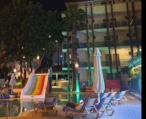 Astoria Life Hotel 3*