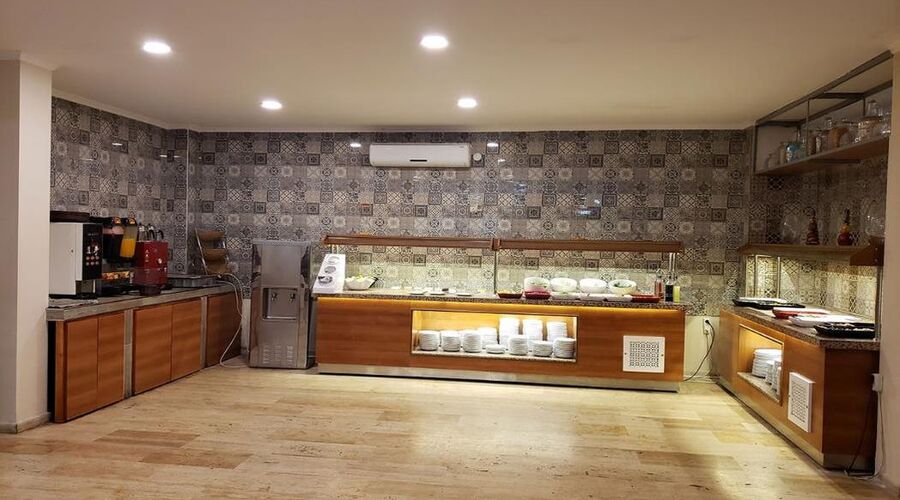 Astoria Life Hotel 3*