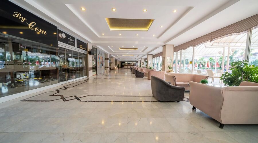 L'etoile Beach Hotel 4*