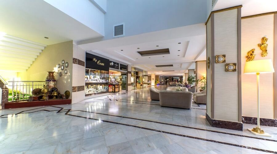 L'etoile Beach Hotel 4*