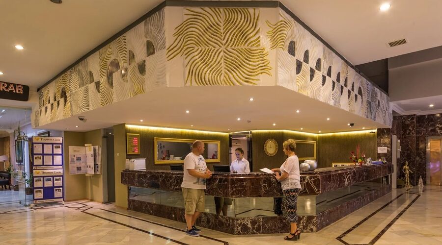 L'etoile Beach Hotel 4*