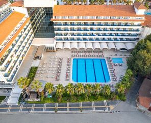 L'etoile Beach Hotel 4*