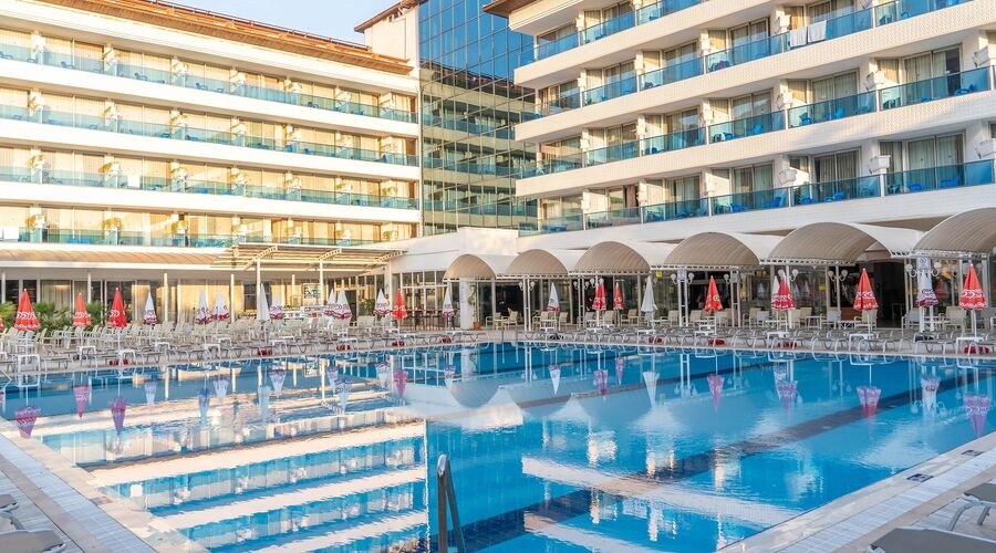 L'etoile Beach Hotel 4*