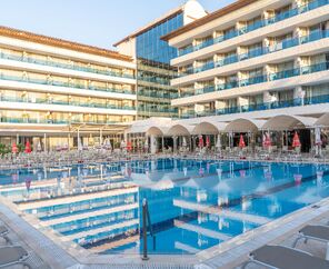 L'etoile Beach Hotel 4*