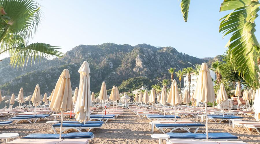 L'etoile Beach Hotel 4*