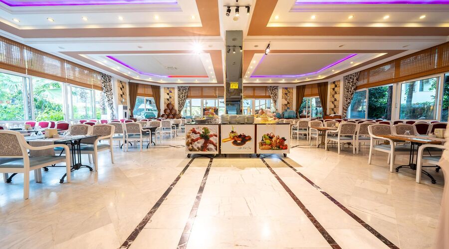 L'etoile Beach Hotel 4*