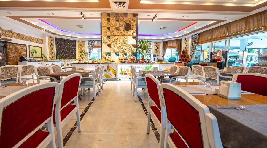 L'etoile Beach Hotel 4*