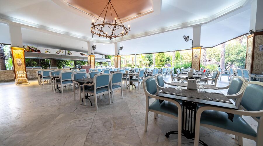 L'etoile Beach Hotel 4*
