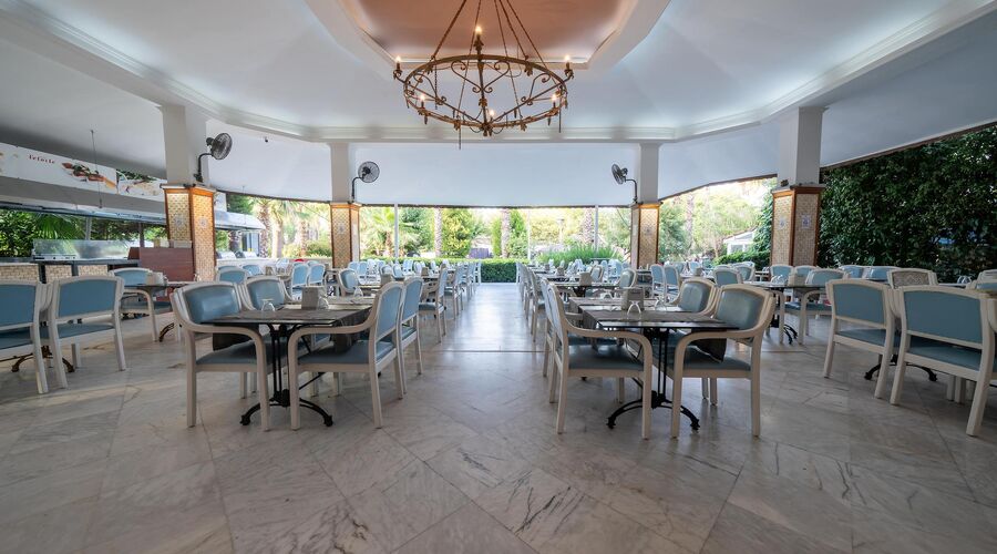L'etoile Beach Hotel 4*
