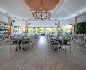 L'etoile Beach Hotel 4*