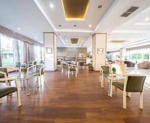 L'etoile Beach Hotel 4*