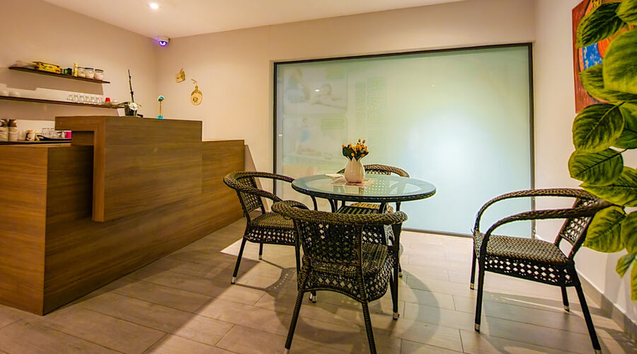 Ada Julian Hotel 4*