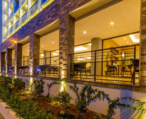 Ada Julian Hotel 4*