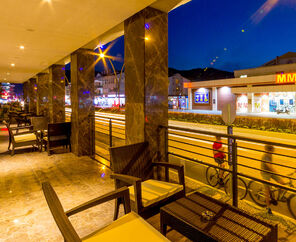 Ada Julian Hotel 4*