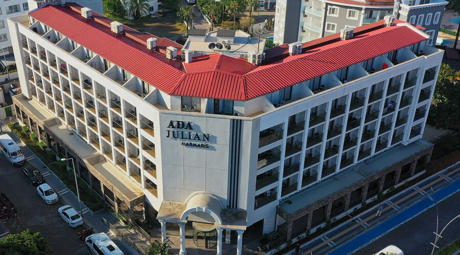 Ada Julian Hotel 4*