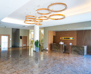 Ada Julian Hotel 4*