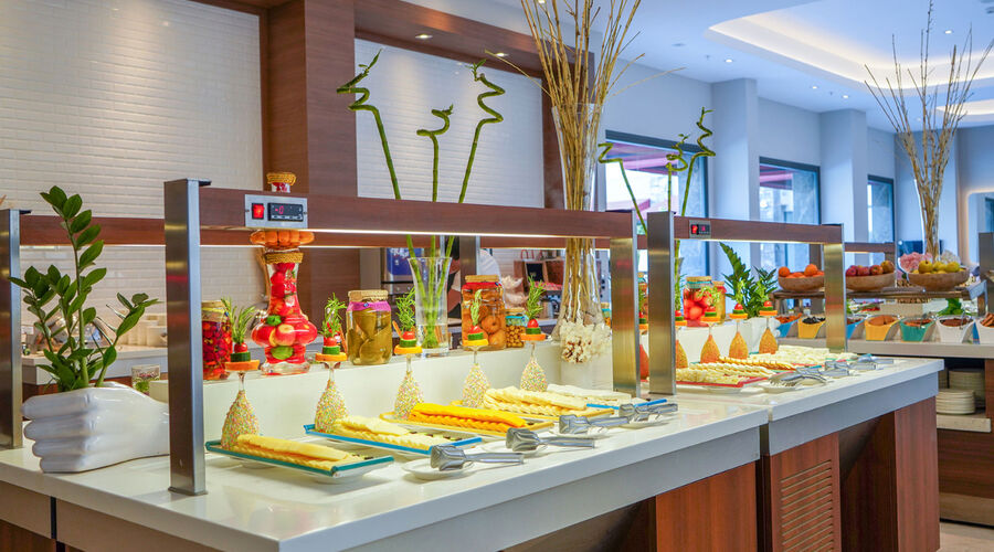 Ada Julian Hotel 4*