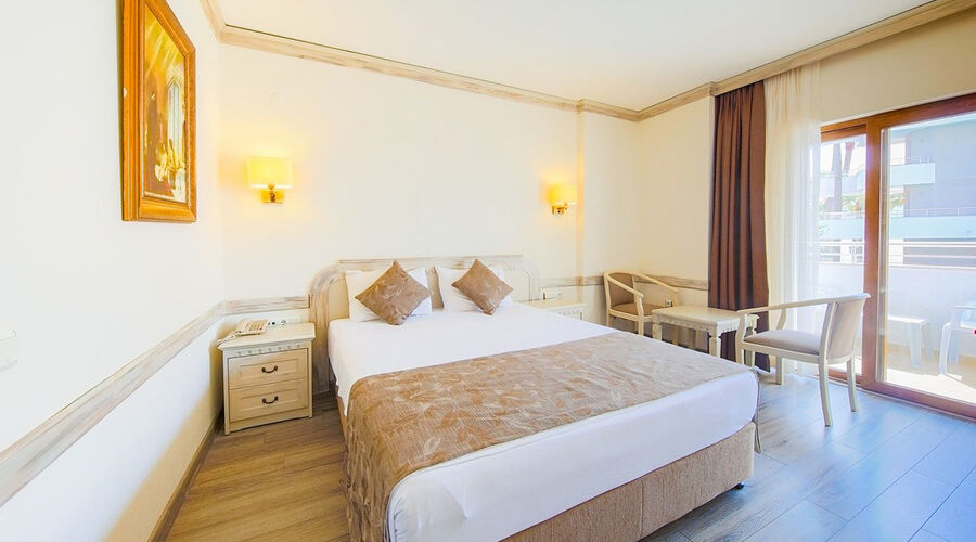 My Dream Hotel  4*