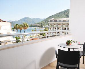 My Dream Hotel  4*