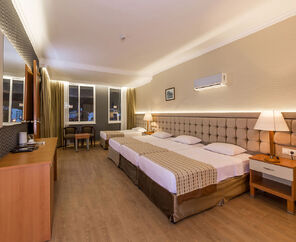L'etoile Beach Hotel 4*