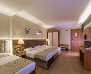 L'etoile Beach Hotel 4*