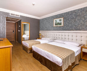 L'etoile Beach Hotel 4*