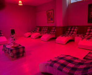 Caprice Beach Hotel  4*