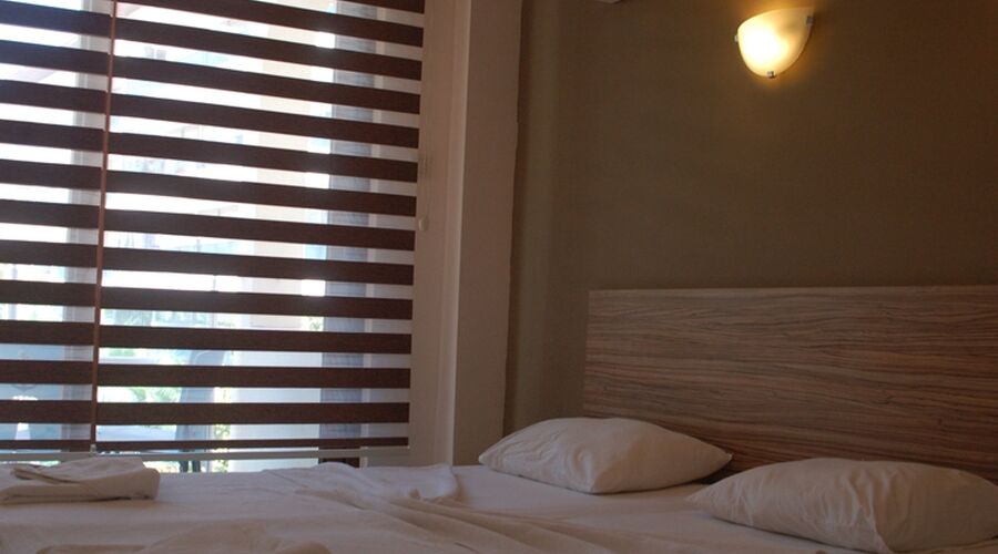 Astoria Life Hotel 3*