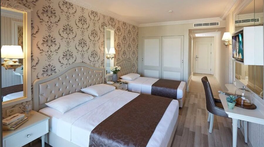 Emre Hotel 4*