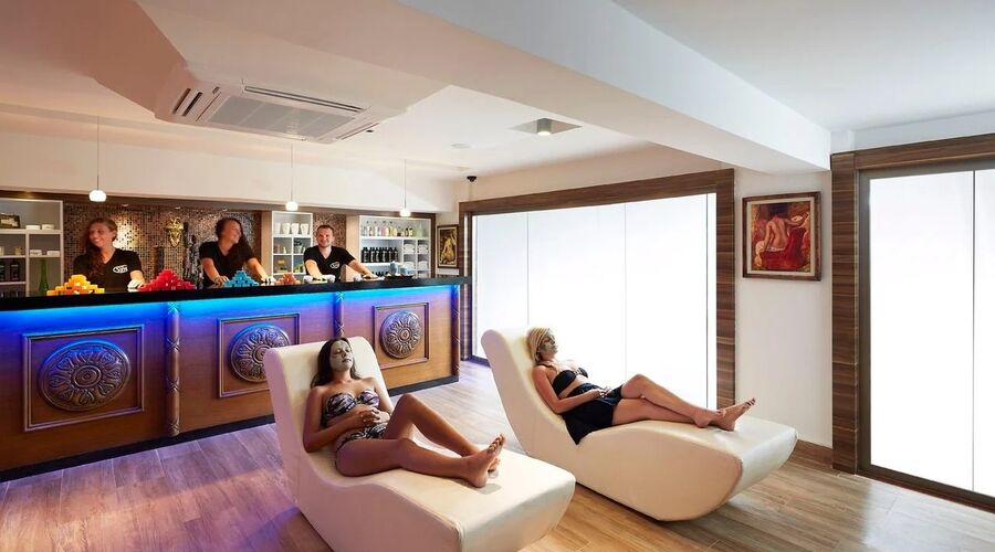 Emre Hotel 4*