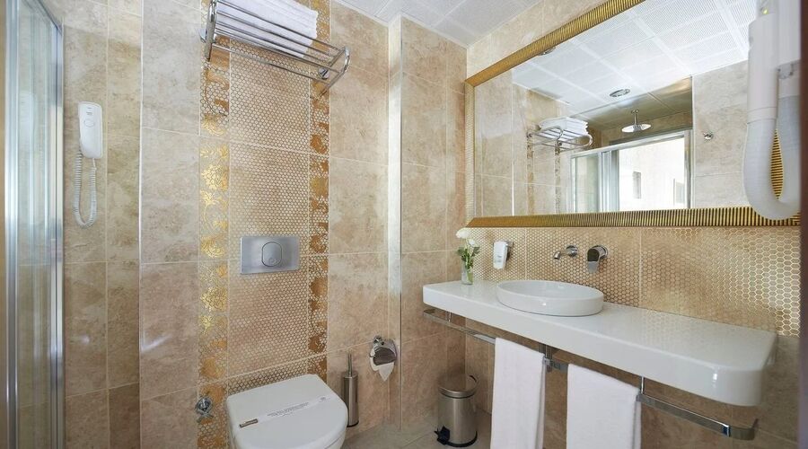 Emre Hotel 4*