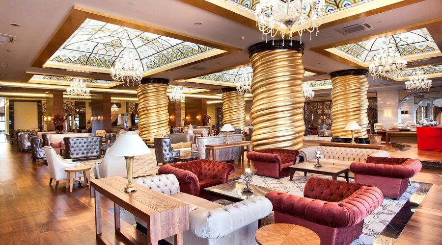 Royal Holiday Palace  5*