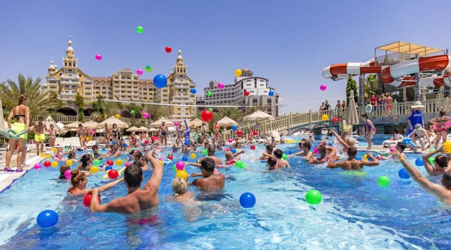 Royal Holiday Palace  5*
