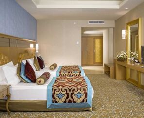 Royal Holiday Palace  5*