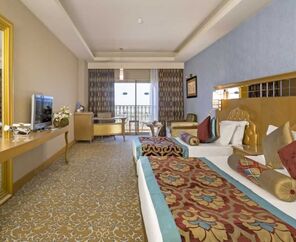 Royal Holiday Palace  5*