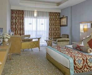 Royal Holiday Palace  5*