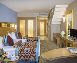 Royal Holiday Palace  5*