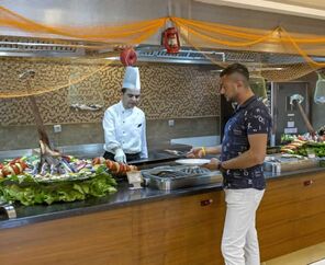 Royal Holiday Palace  5*