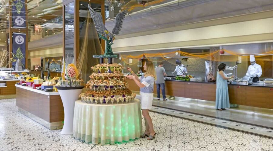 Royal Holiday Palace  5*