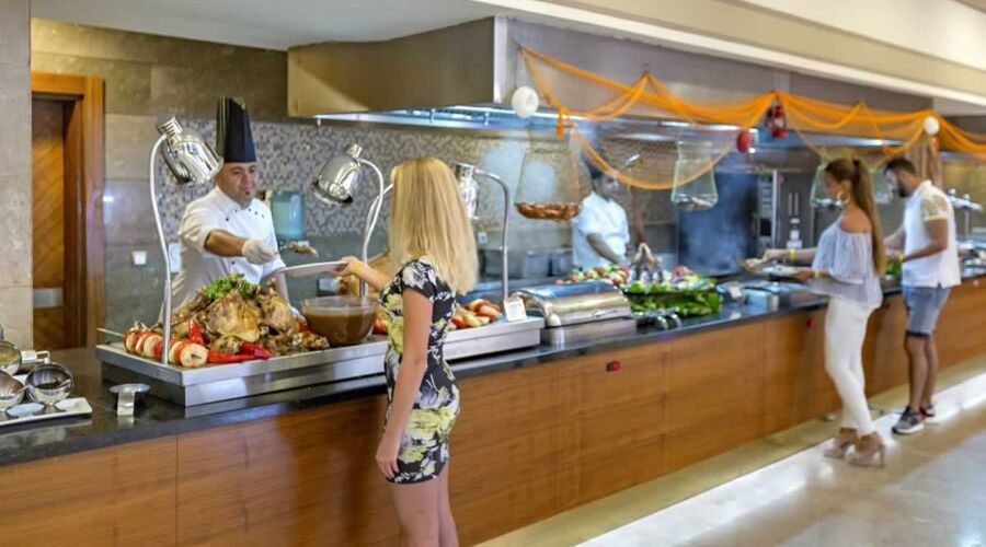 Royal Holiday Palace  5*