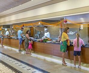 Royal Holiday Palace  5*