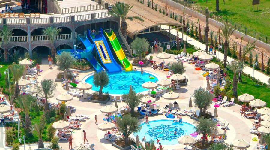 Royal Holiday Palace  5*
