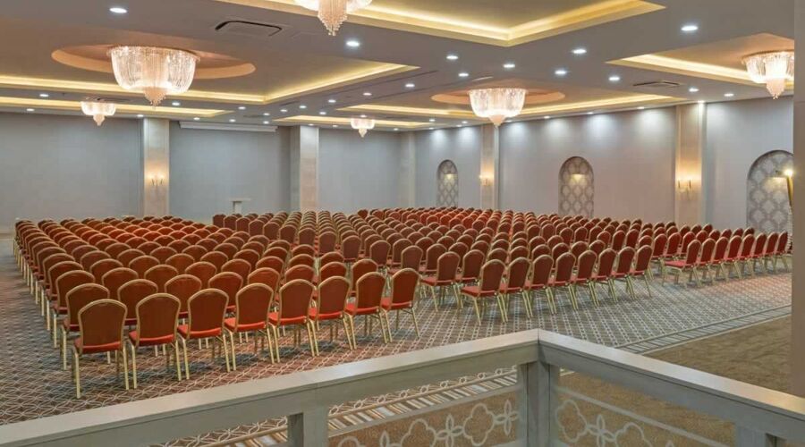 Royal Holiday Palace  5*