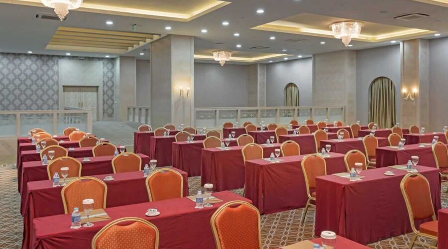 Royal Holiday Palace  5*