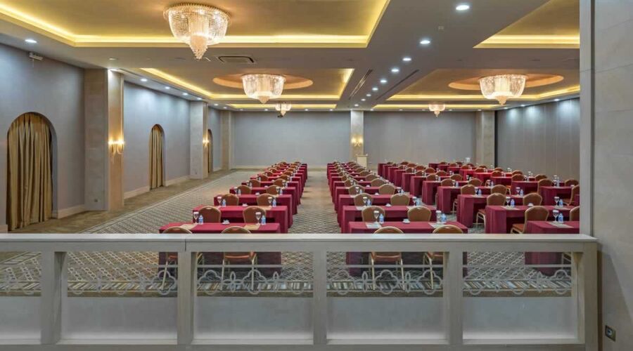 Royal Holiday Palace  5*