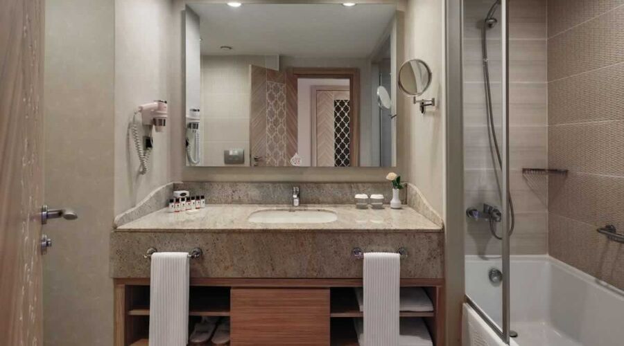 Royal Alhambra Palace 5*